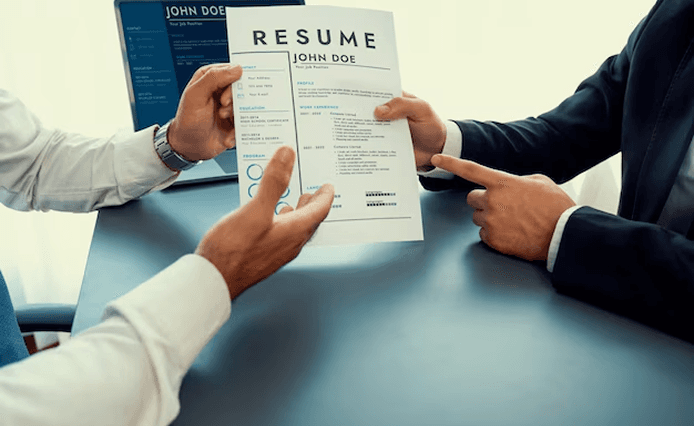 HR Consultant reviewing resume with clients